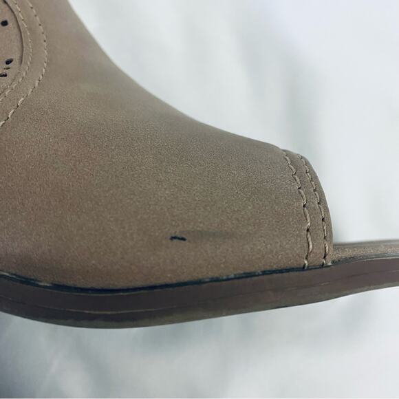 Nine West Girls Heeled Sandals Size 2.5 - Picture 8 of 10